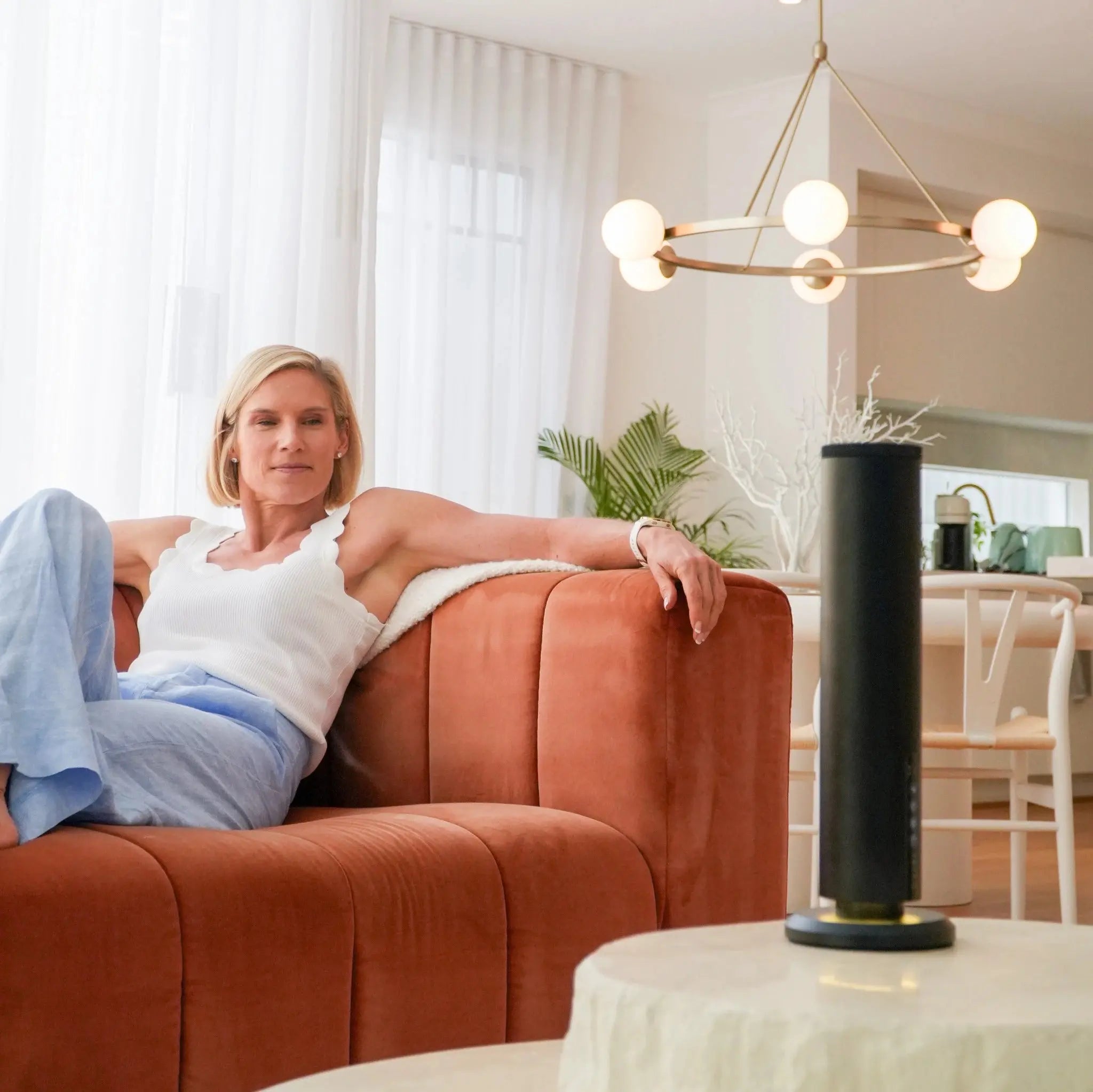 Scent Aura Diffuser Luxury Hotel Bundle in Black — cold air scent diffuser | Ascent Collection